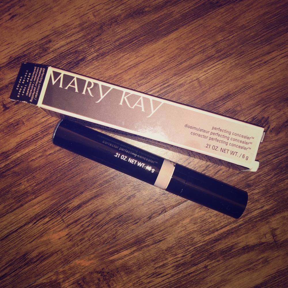 Mary Kay Perfecting Concealer